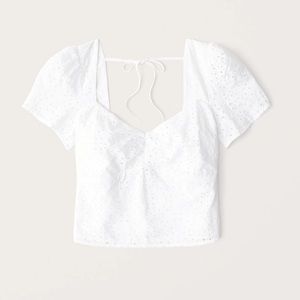 Abercrombie & Fitch Short Sleeve Eyelet Top. Size M.